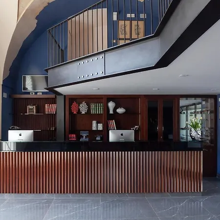 Nocleg ze śniadaniem Coclee Palace