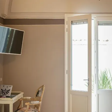 Nocleg ze śniadaniem Coclee Palace Salve