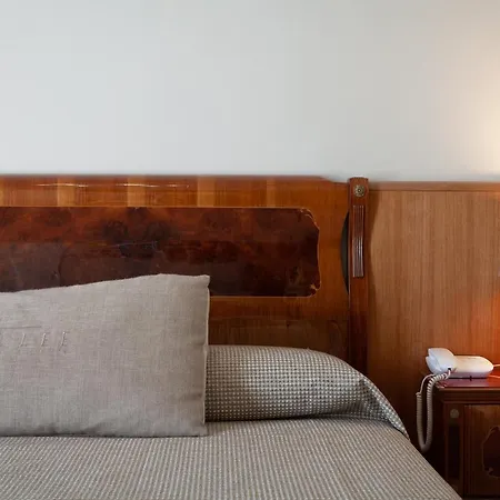 Coclee Palace Nocleg ze śniadaniem Salve