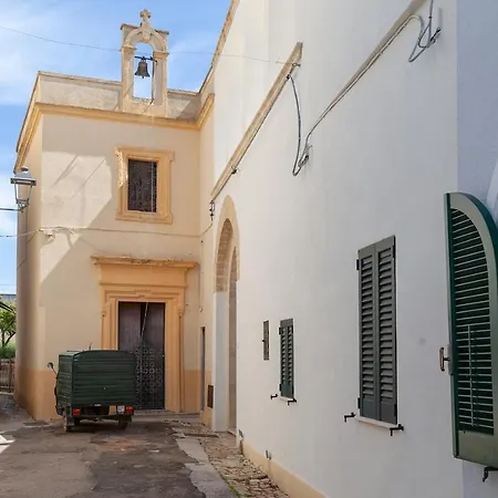 Coclee Palace Salve