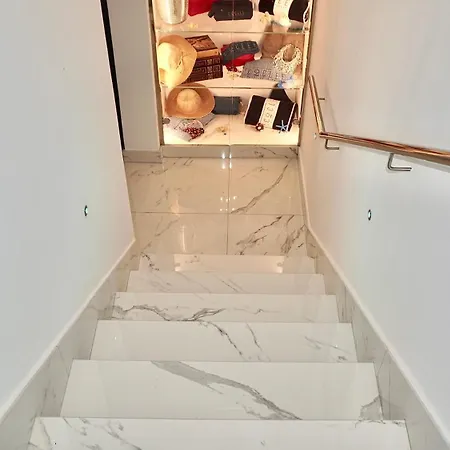 Nocleg ze śniadaniem Coclee Palace Salve