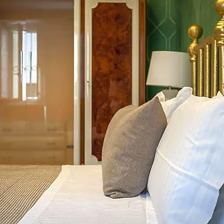 Coclee Palace 4*