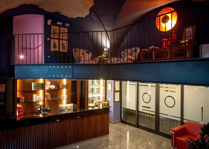 Couette-café Coclee Palace 4*
